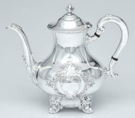 Regent-Chased (5600C3, Silverplate, Hollowware) by Reed &amp; Barton
