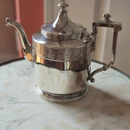 2940 (Silverplate, Hollowware) Teapot