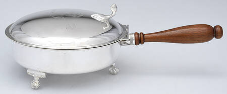 300 (Silverplate, Hollowware) Silent Butler with Hinged Lid