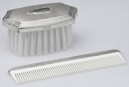 S4P1 (Pewter, Hollowware) 2 Pc Boy Baby Brush & Comb Set