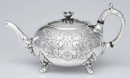 57HC (Silverplate, Hollowware, Hand Chased) Teapot