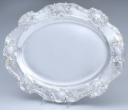 Old Master-Embossed(Silverplate, Roses-Scrolls) 17" Oval Serving Platter