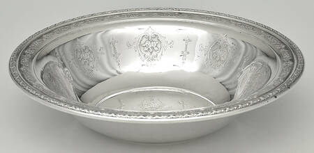 Louis XIV (Sterling, Hollowware) 8" Round Vegetable