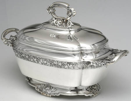 4627 (Sterling, Hollowware) Tureen & Lid