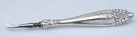 TIS113 (Sterling, Hollowware) Nail Trimmer
