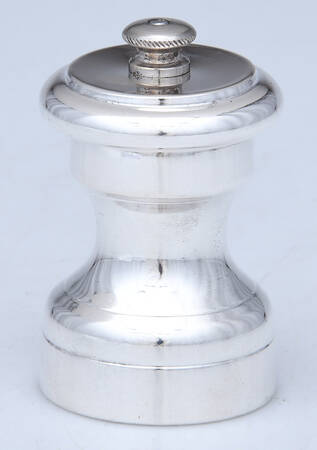 Italy Sterling Hollowware Weighted Pepper Mill