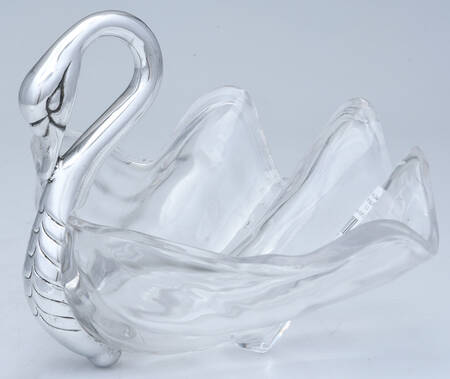 Aluminum Hollowware 11" Figural Shape Bowl