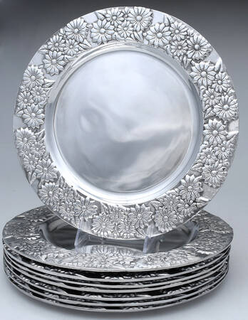 UNH46 (Aluminium, Hollowware) Service/Dinner Plate - Set of 8