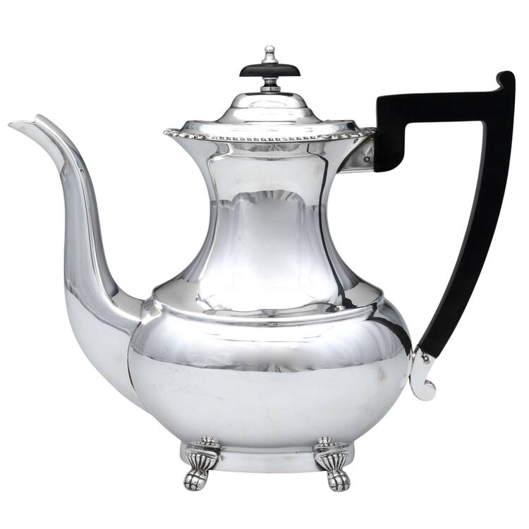 VS25 (Silverplate, Hollowware) Teapot