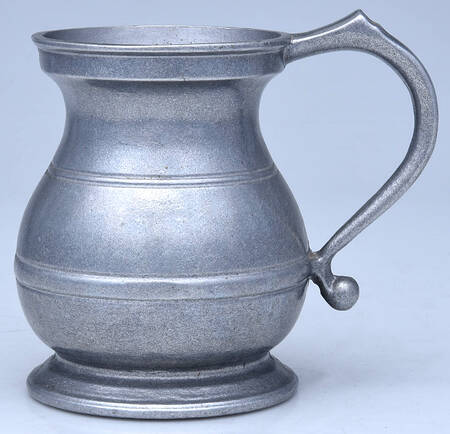 Plough Tavern (Armetale, Hollowware, Satin) 1 Quart Measure