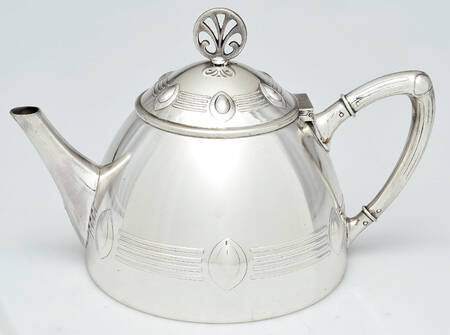 WMF222 (Silverplate, Hollowware) Teapot