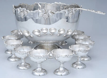 WDO2 (Silverplate, Hollowware) Punch Set (Bowl, Ladle and 12 Cups)