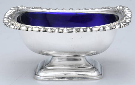 YEE2 (Silverplate, Hollowware) Open Salt Master-W/Cobalt Liner