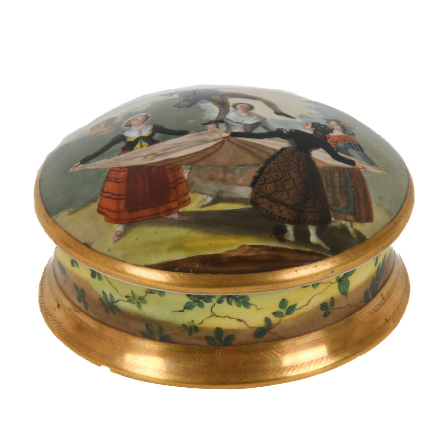 Antique French Round Hand Painted Ladies' Game Sèvres Porcelain Box-2