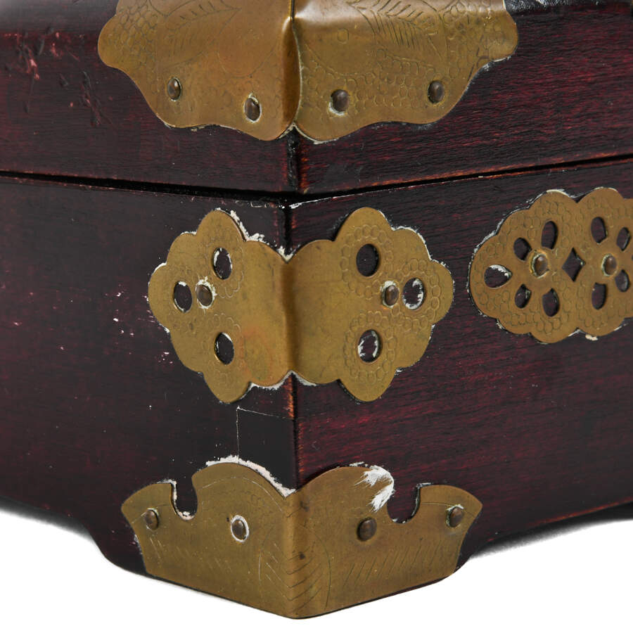 Jade Inlay Music Box with Silk Interior Lining-9