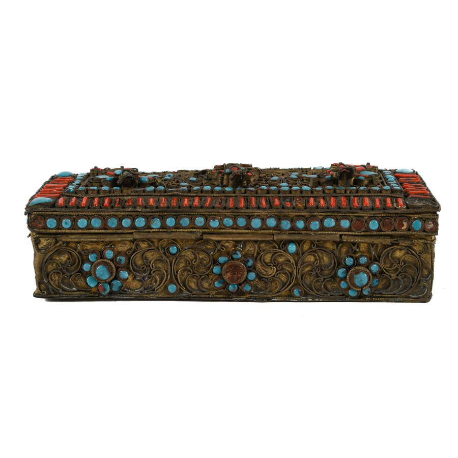 Antique Chinese Tibetan Figure Coral and Turquoise Trinket Box-3