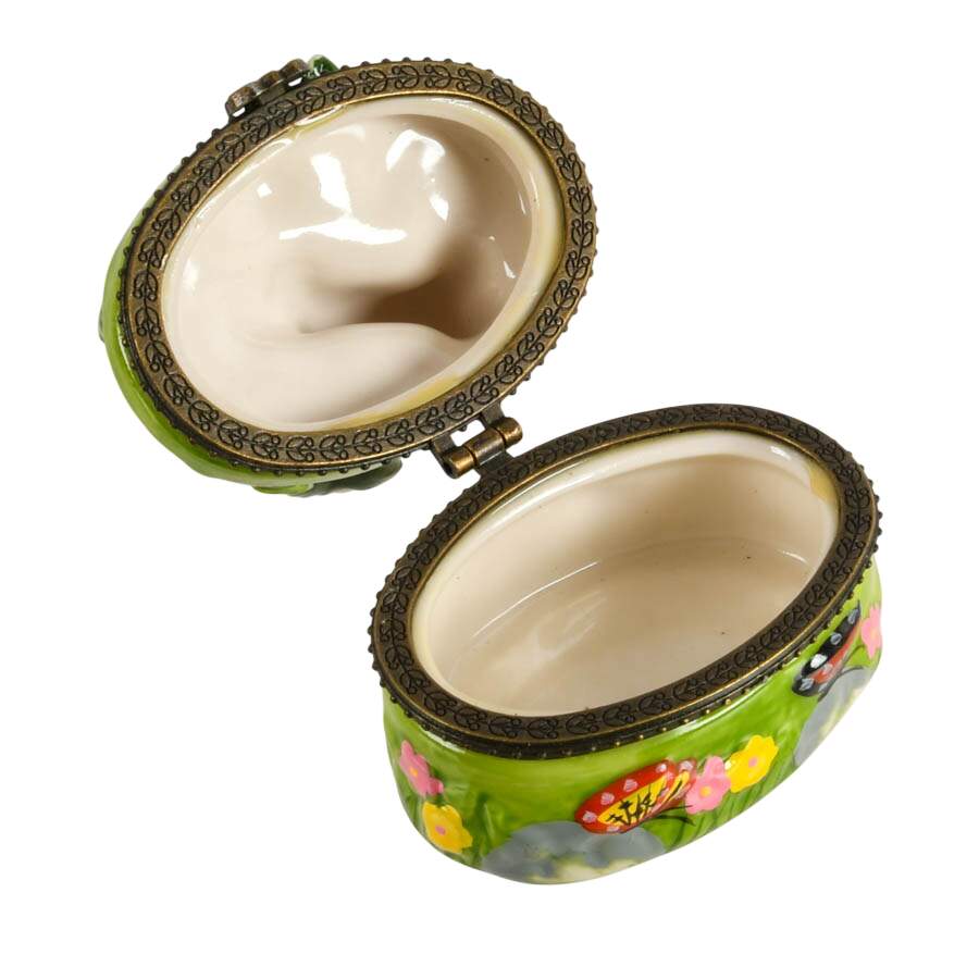 Trio of Porcelain Trinket Boxes-6