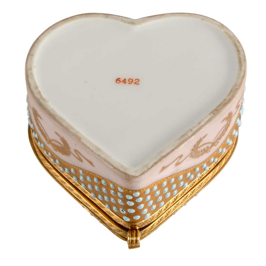 Trio of Porcelain Trinket Boxes-4