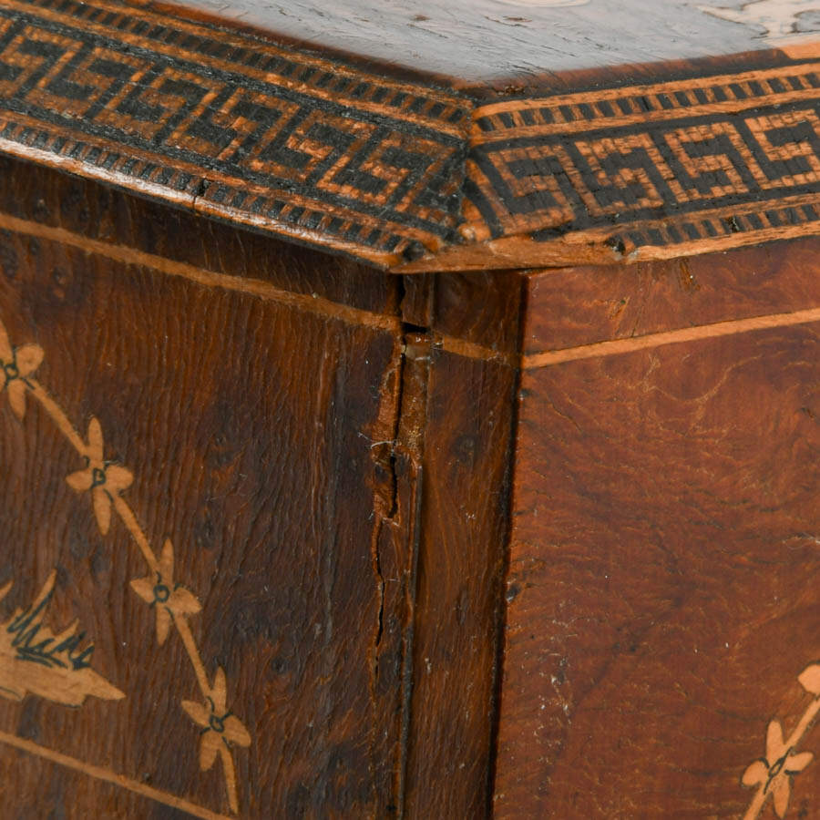 Vintage Italian Burlwood Marquetry Jewelry Box with Neoclassical Scenes-8