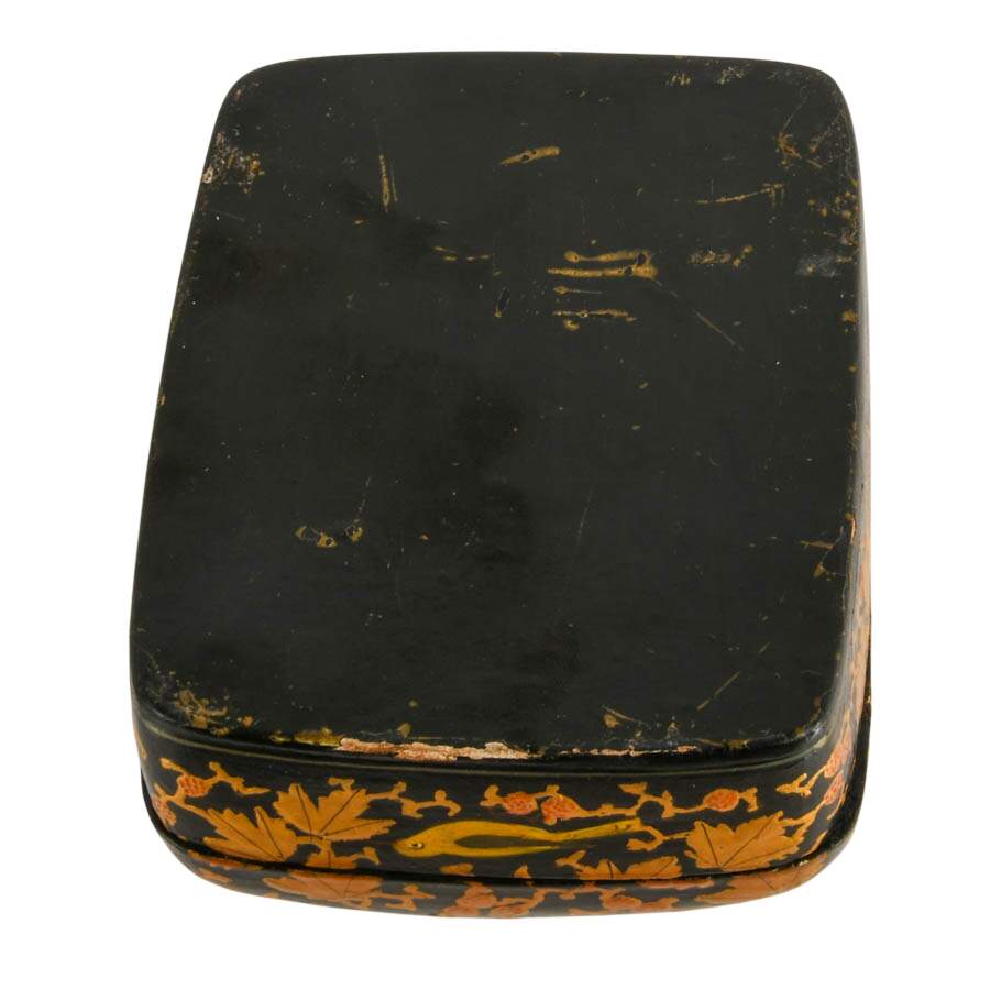 Antique Kashmiri Hand-Lacquered Papier-Mâché Box-8