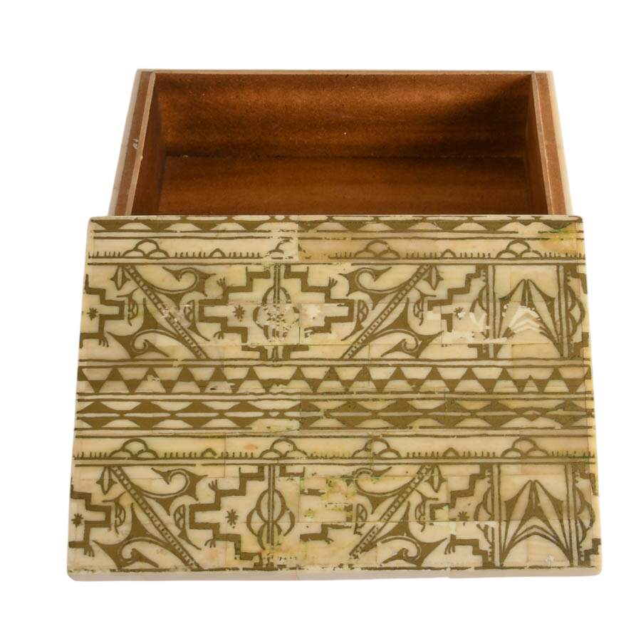 Indian Hand-Carved Bone Jewelry Box-7