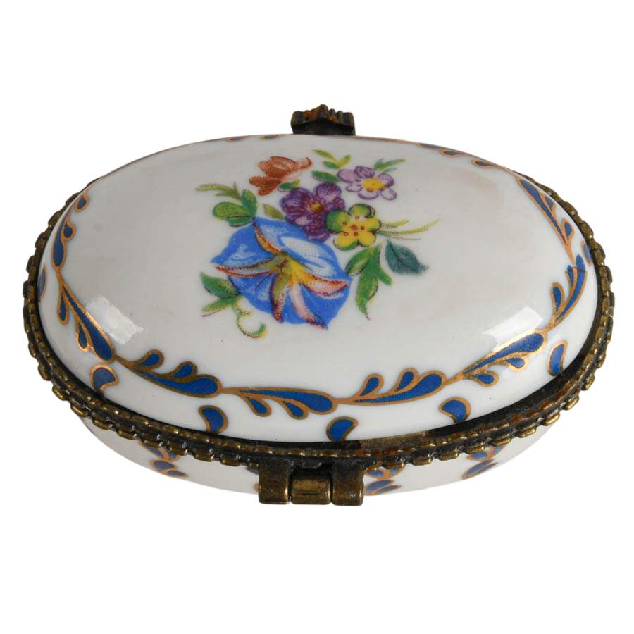 Five-Piece Porcelain Trinket Boxes-8