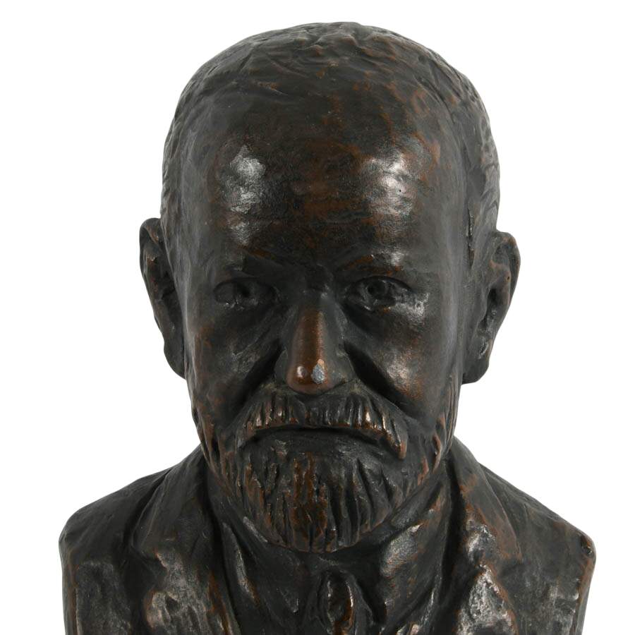 Ceramic Bust of a Gentleman-2