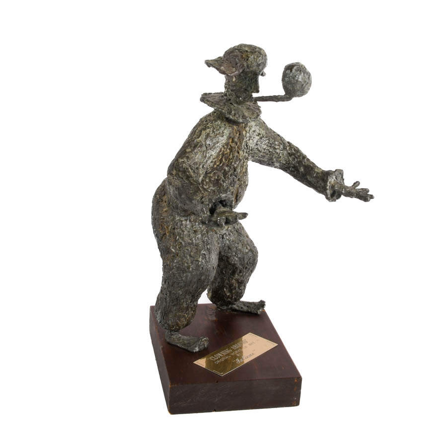 "Clowning Around" Clown Sculpture Signed Juliene-6