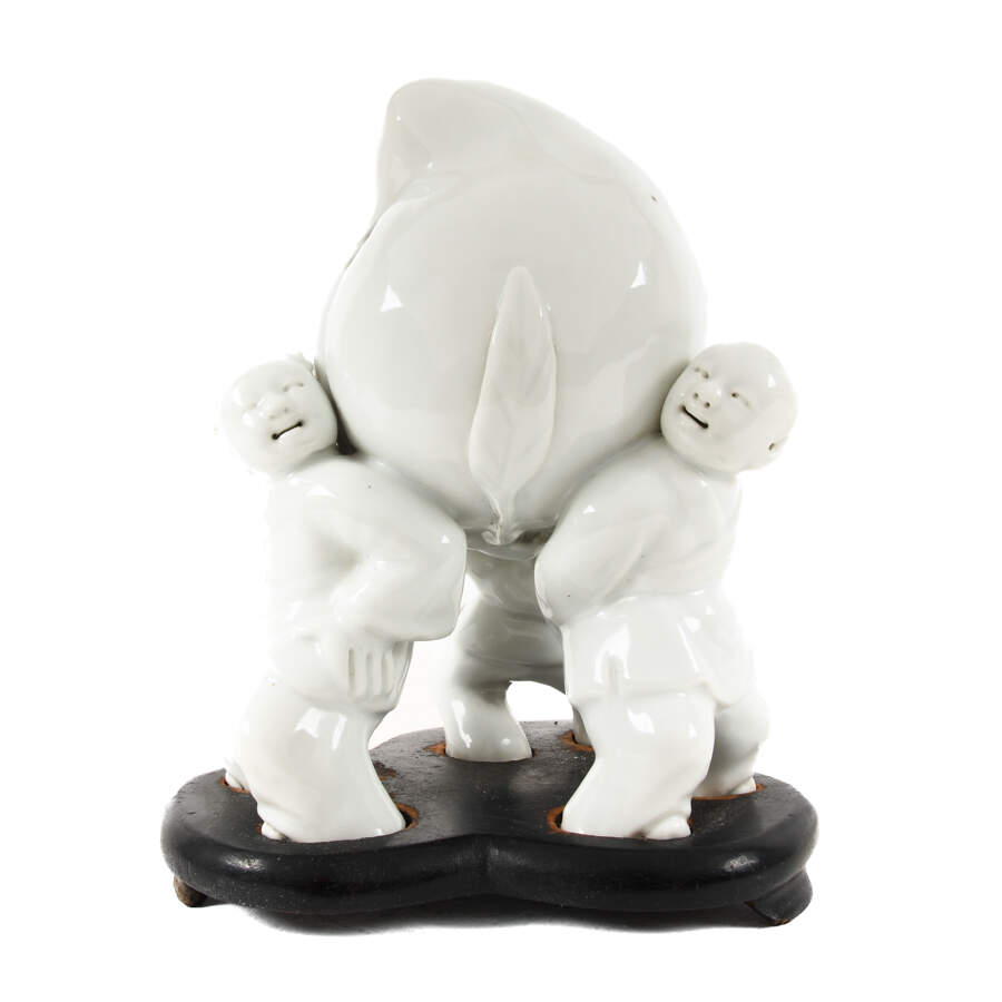 Chinese Blanc De Chine Three Children Carrying a Peach Porcelain Statue-1