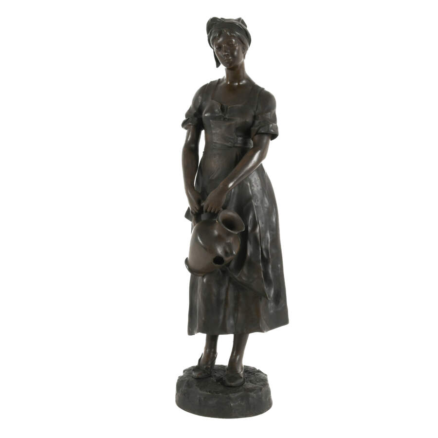 Metal Signature A Guilber Valere Statue-1