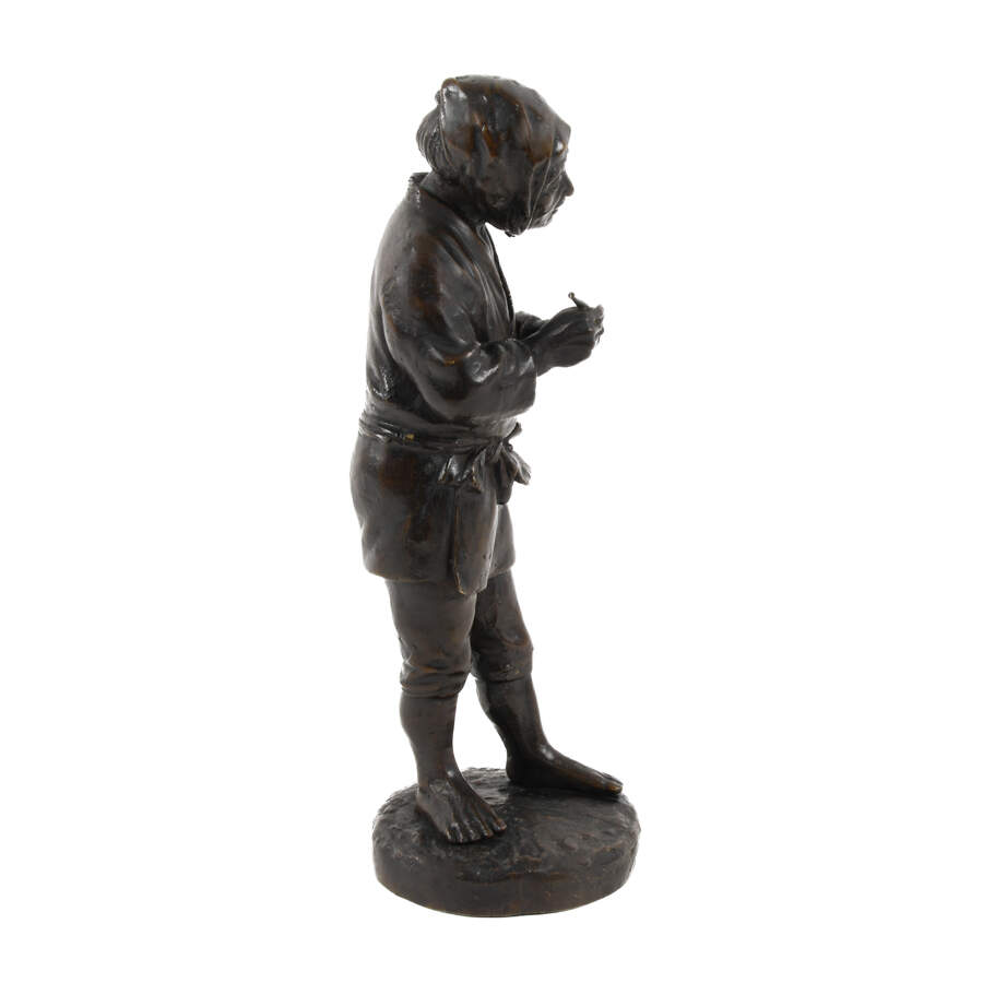 Antique Japanese Bronze Figure of a Woodcutter-6