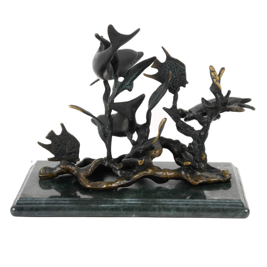 SPI SeaWorld Marine Life Sculpture on Green Base-8