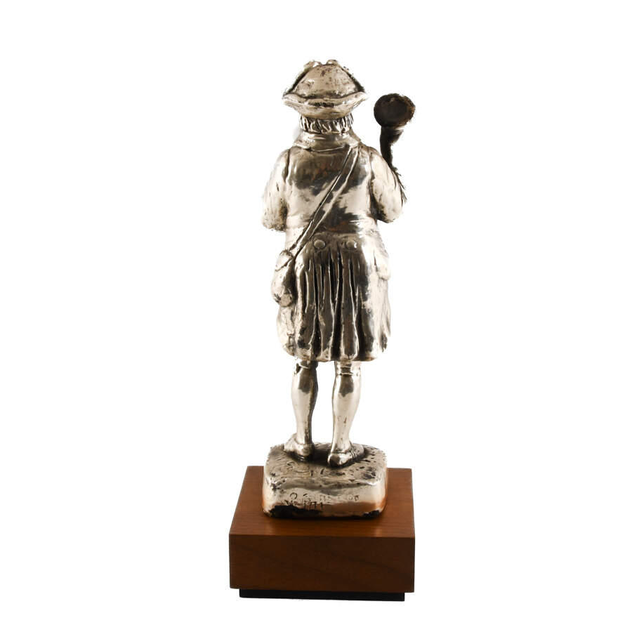 Galvanoplasty and Wood Town Crier Statue-5