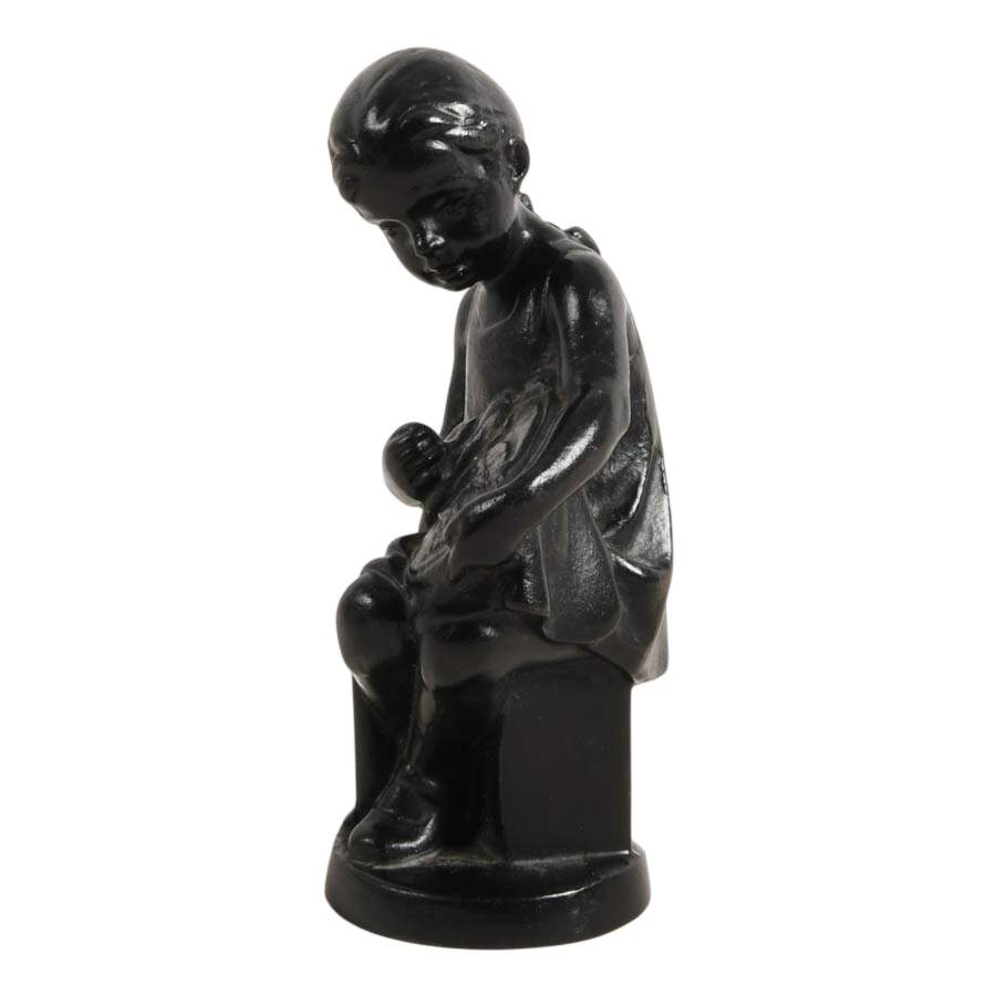 Soviet Kasli Co. "The Embroiderer" Cast Iron Statuette-4
