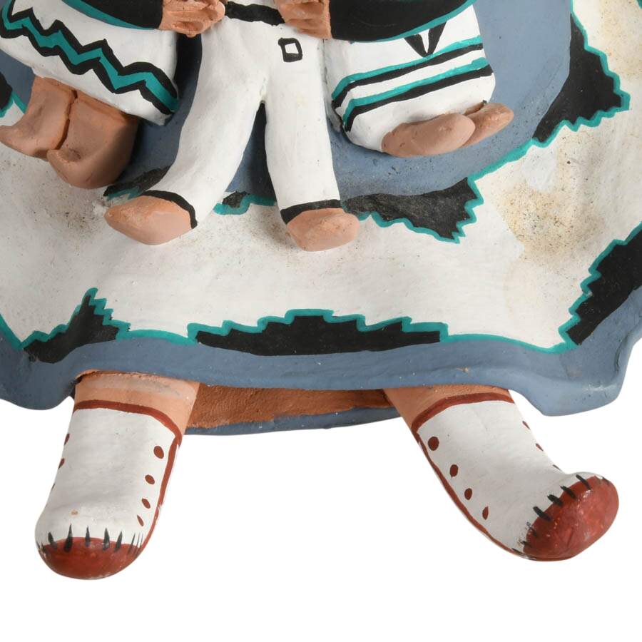 Handmade Signed Arturo Ledezma Native Navajo Woman and Children Figure-7