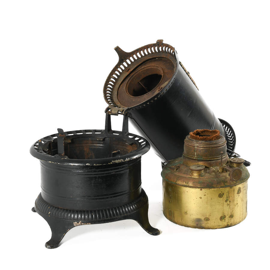 Antique Metal Barler Ideal #3 Portable Kerosene Heater-14
