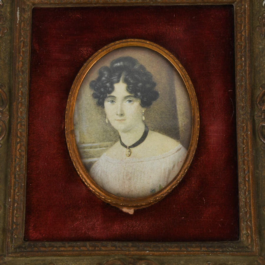 Pair of Framed Portrait Prints in Ornate Metal Frames-5