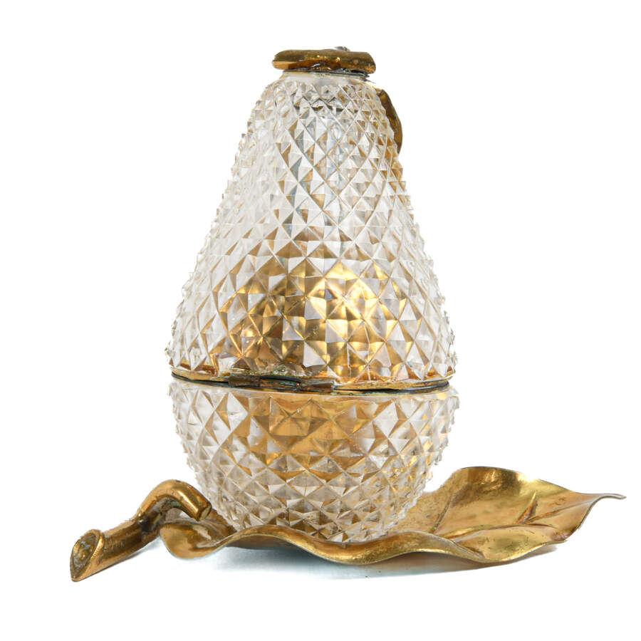Crystal Pear Table Lighter-3