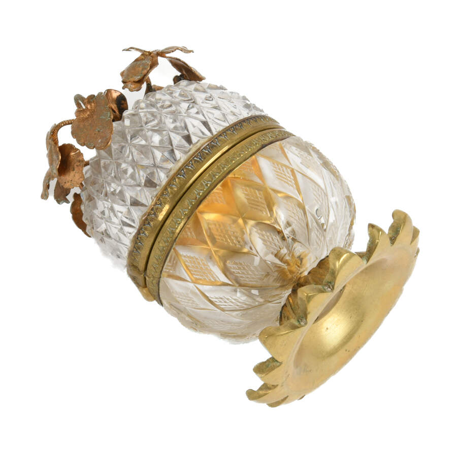 Opulent Ignition Crystal Table Lighter-5