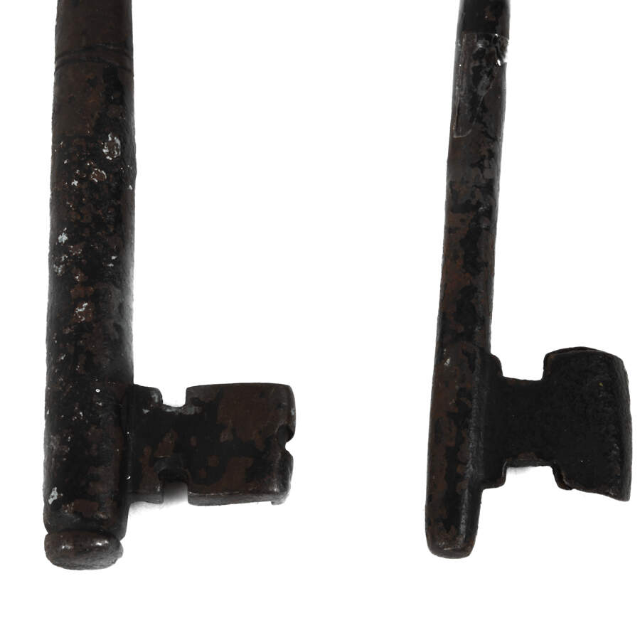 Lot of Two Antique Iron Rustic Jailhouse Skeleton Keys-4