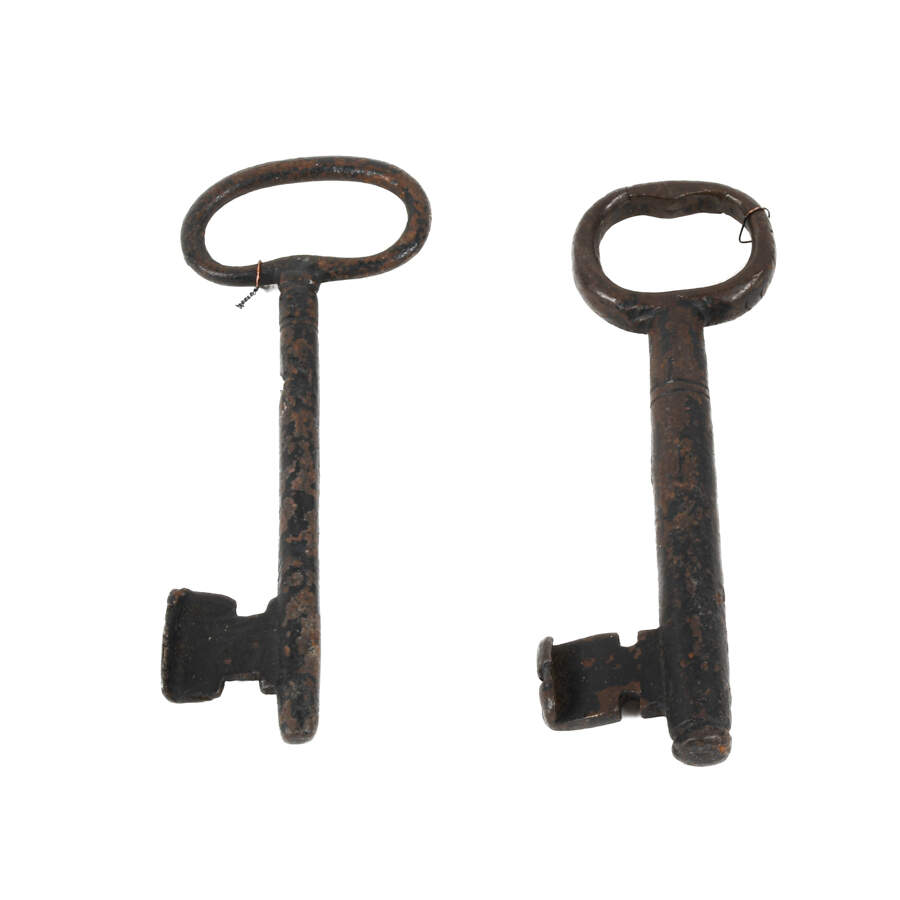 Lot of Two Antique Iron Rustic Jailhouse Skeleton Keys-2