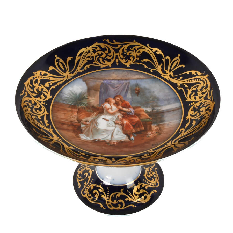 Chateau des Tuileries Polychromed Porcelain Pedestal Tazza-3