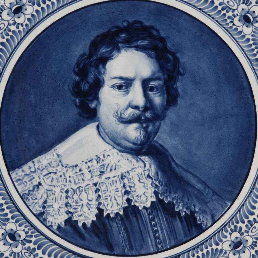 Royal Bonn Plaque of Rembrandt-2