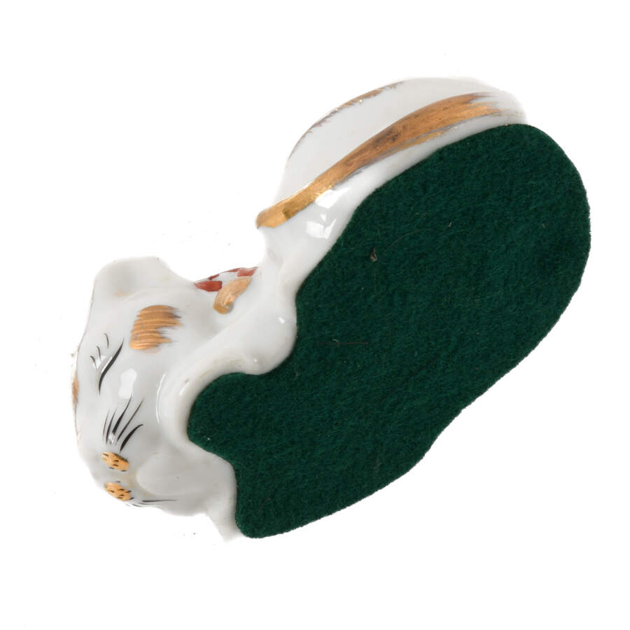 Japanese Kutani Sleeping Kitty Figure-5