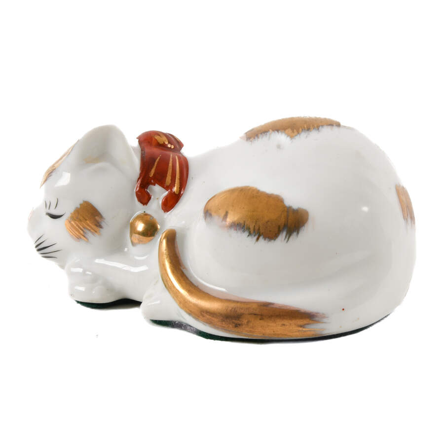Japanese Kutani Sleeping Kitty Figure-2