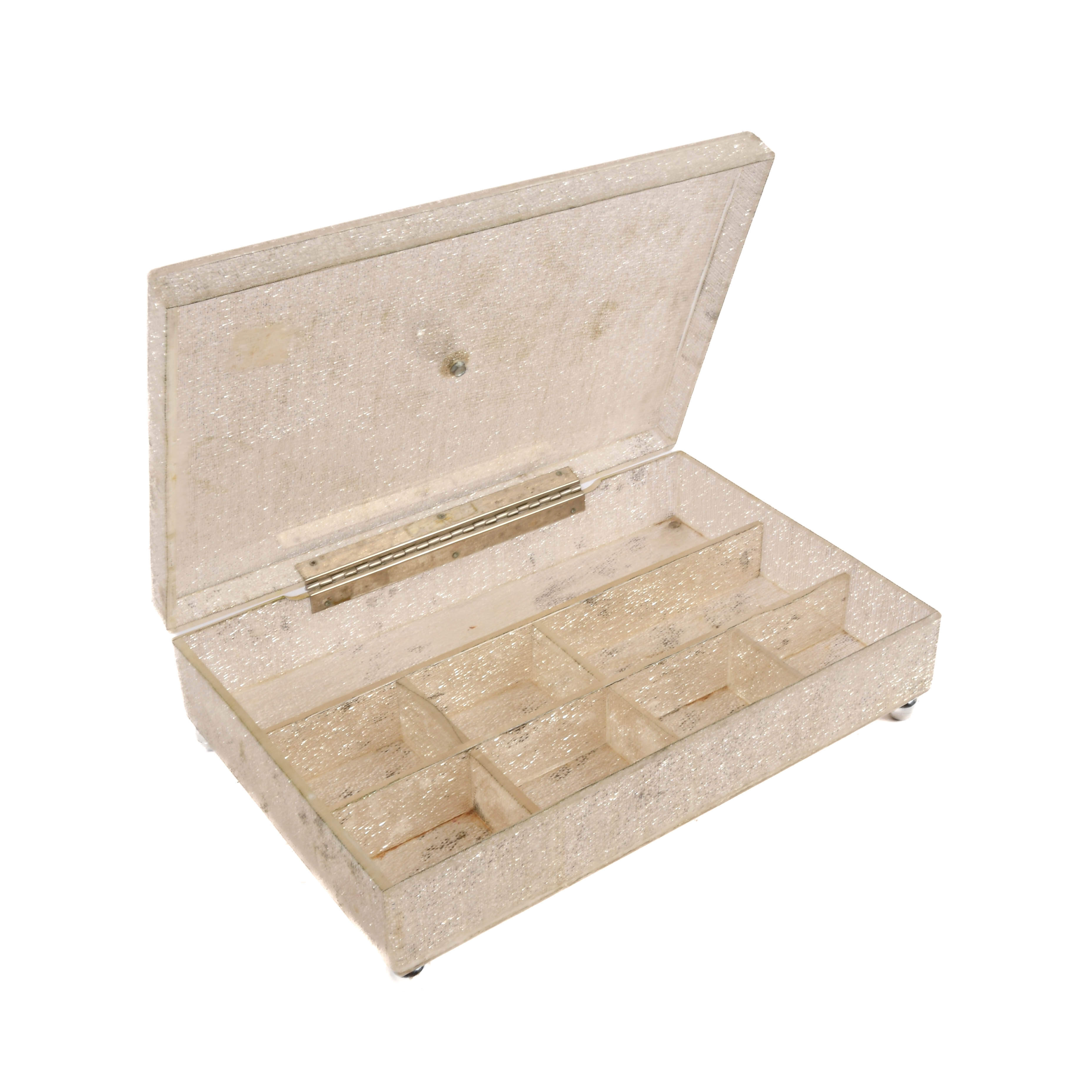 Mid-Century Modern Silver Mesh Lucite Jewelry Box-2