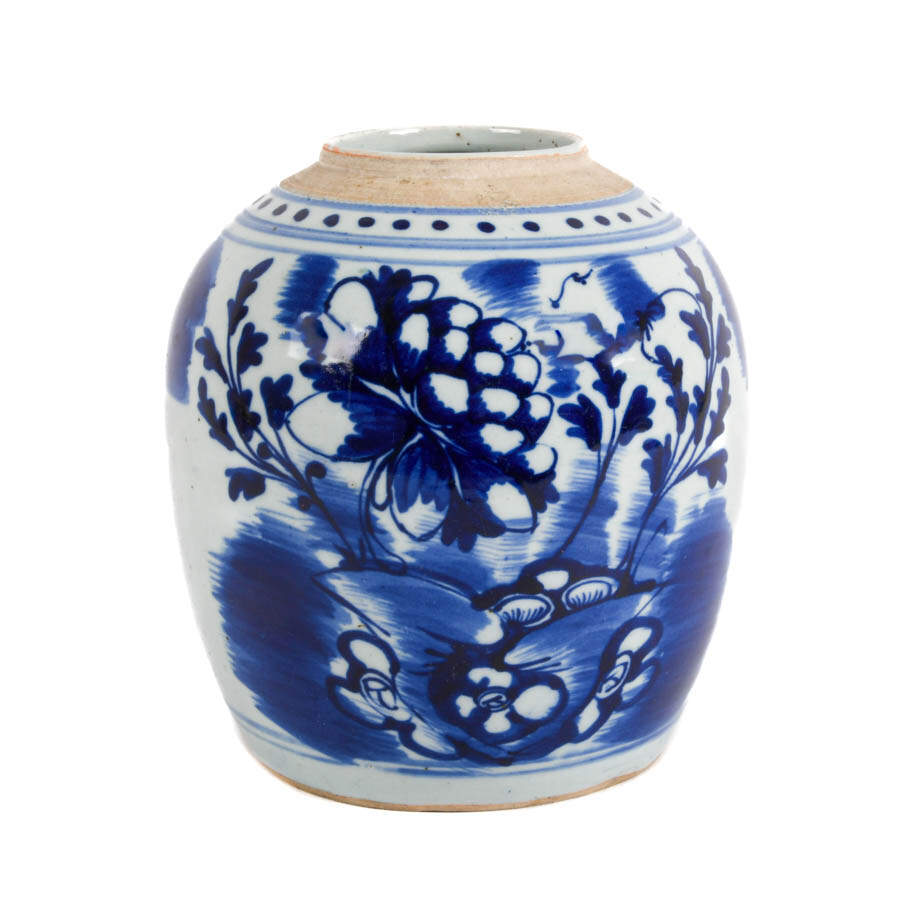 Chinese Porcelain Blue and White Jar-1