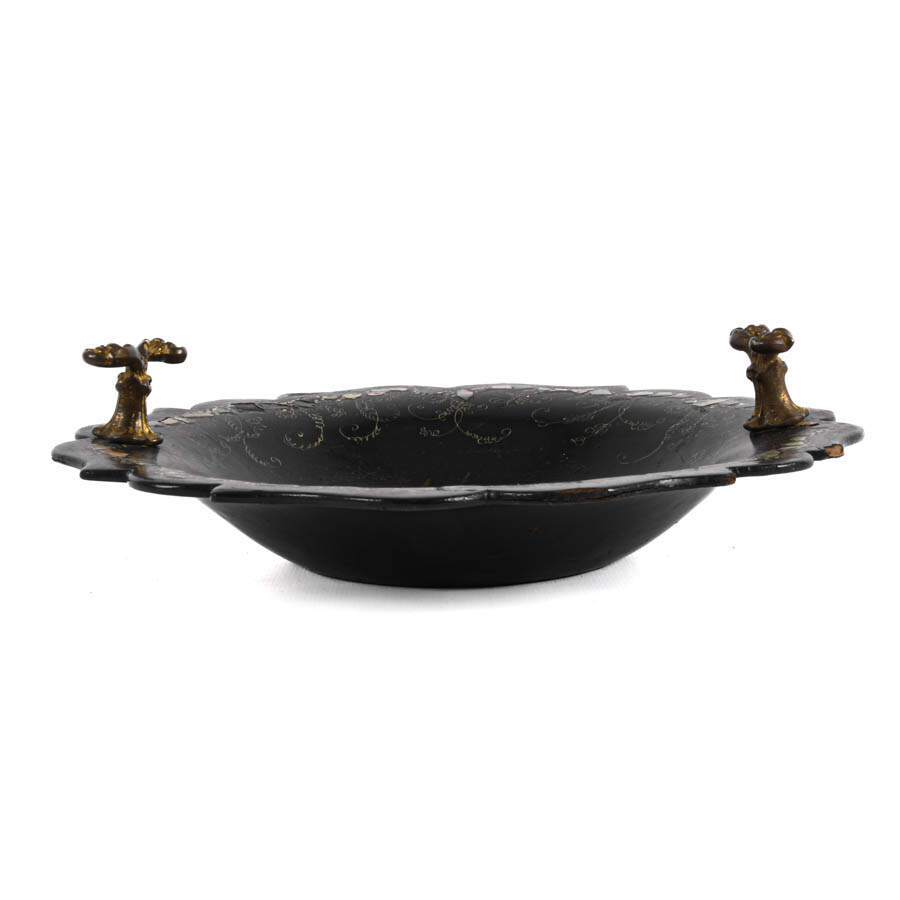 Victorian Papier-Mâché Scalloped Edge Tray Bowl-3