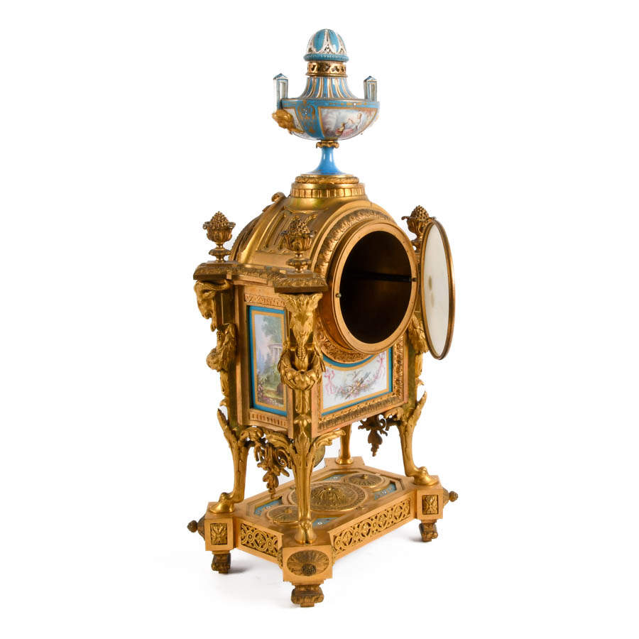 Enamel Urn Finial Clock-7