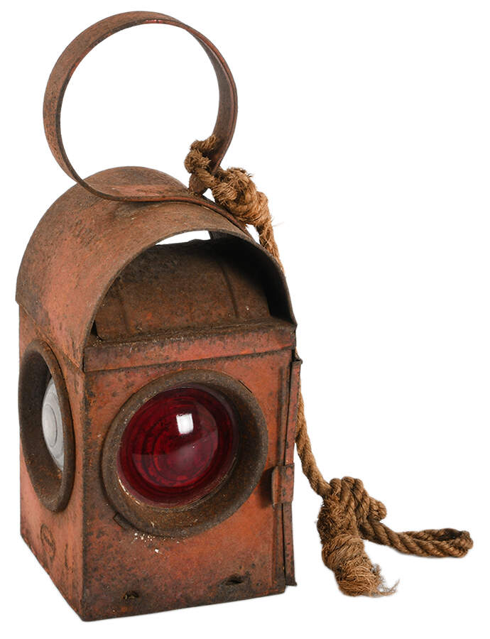 Antique Railroad Lantern-2